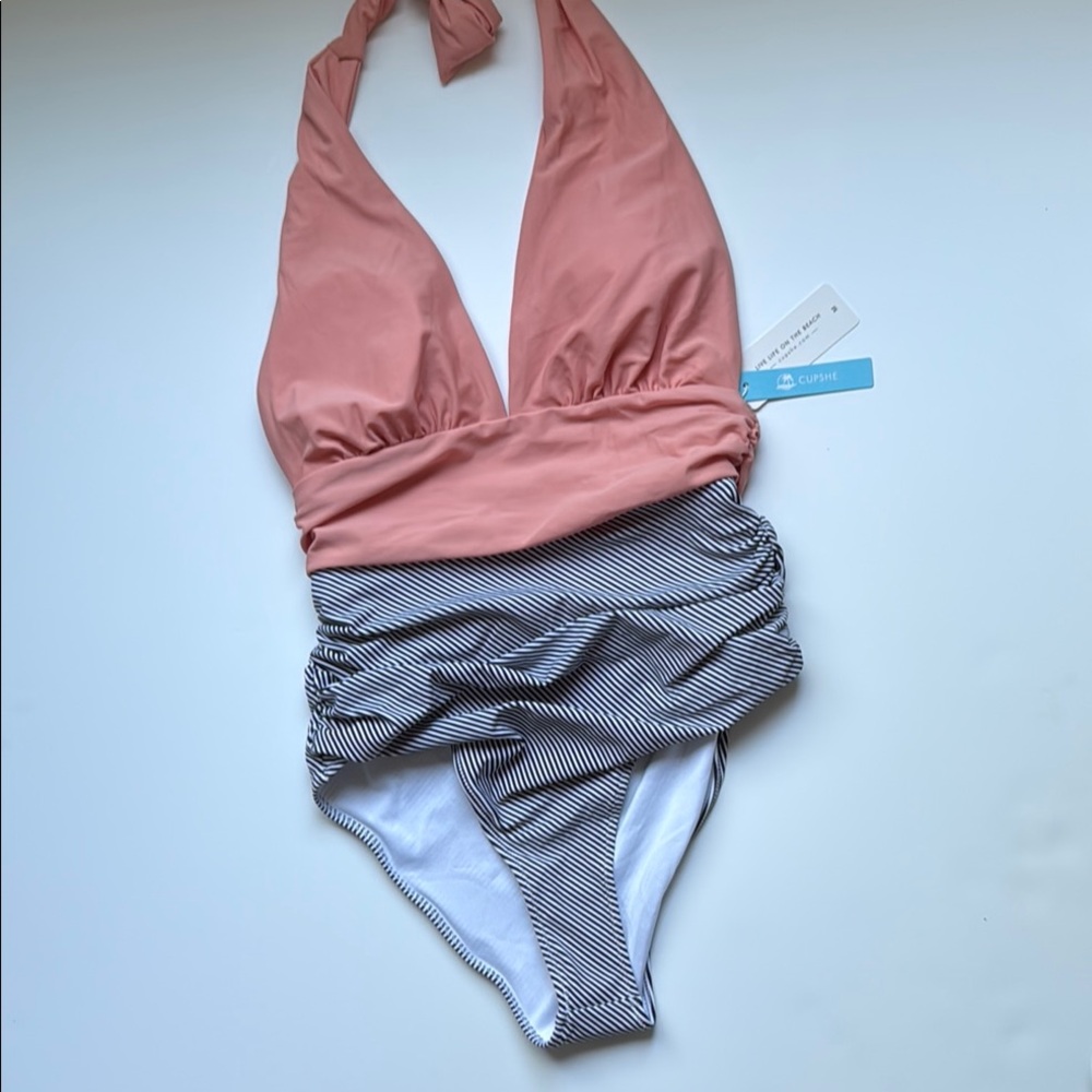 Cupshe Pink and Black One-Piece Swimsuit